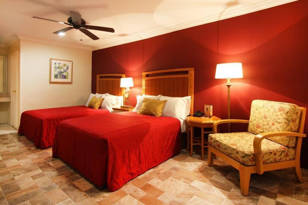 Hotel Azteca De Oro Мехикали Екстериор снимка