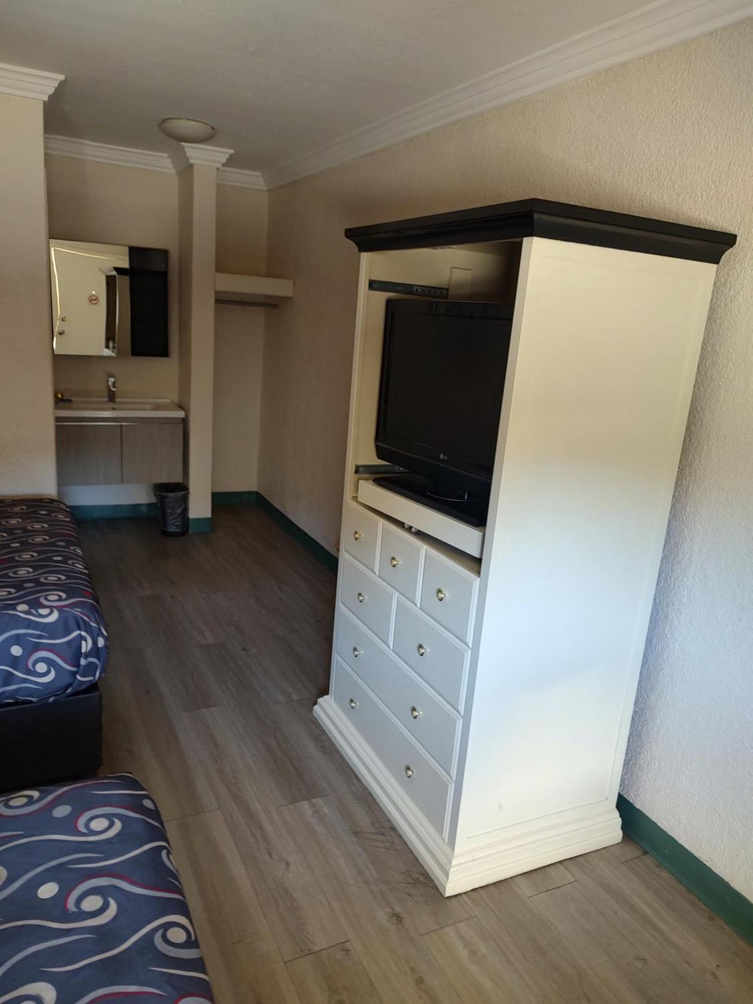 Hotel Azteca De Oro Мехикали Екстериор снимка
