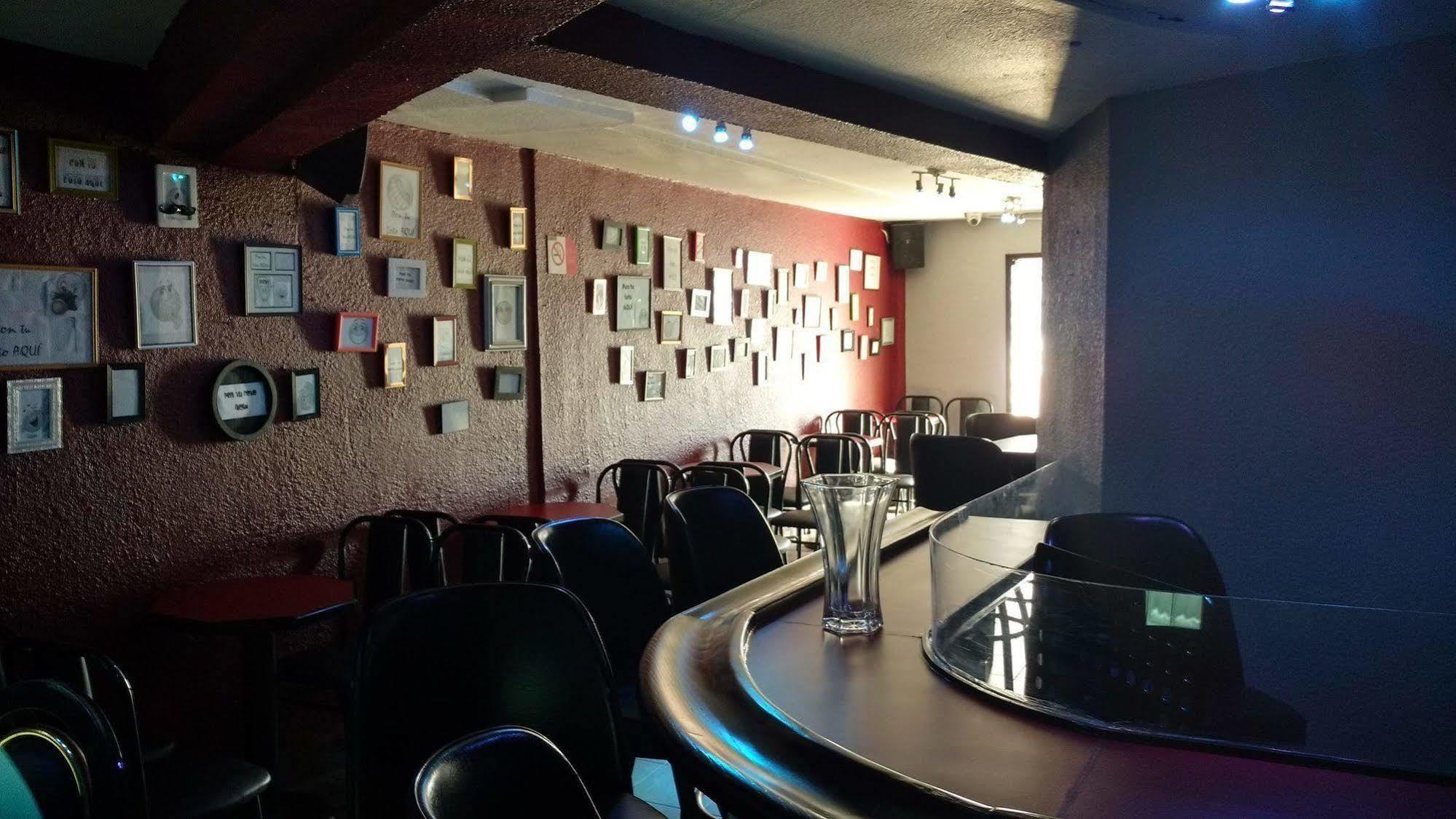 Hotel Azteca De Oro Мехикали Екстериор снимка